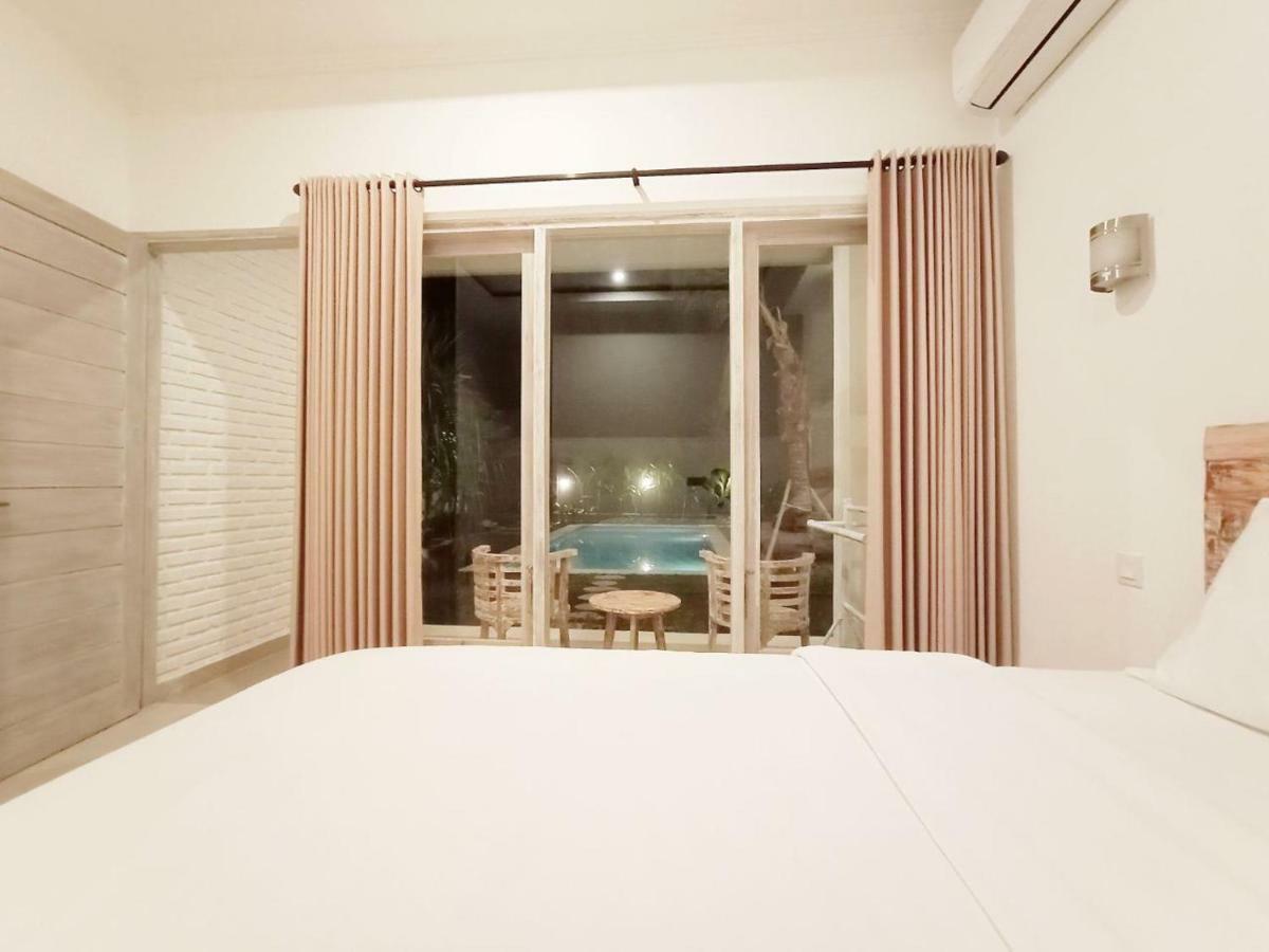 Berawa Dini Guesthouse Canggu Extérieur photo